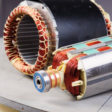 Бензиновый генератор с электростартером и коннектором автоматики FUBAG BS 7500 A ES в Казани фото
