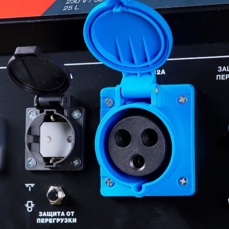 Бензиновый генератор с электростартером FUBAG PRG 6000 ES в Казани фото